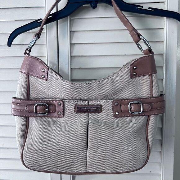 Etienne Aigner Bag - Picture 1 of 12